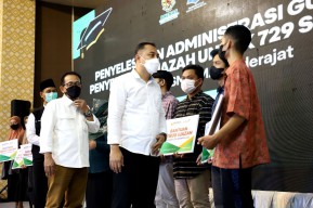 Tebus Ijazah SMA, Pemkot Surabaya Gelontorkan Rp1,7 Miliar