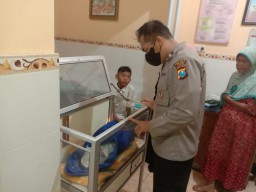 Warga Kediri Temukan Bayi Perempuan Dibuang di Teras Rumah saat Subuh