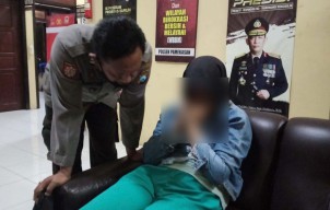 Diduga Depresi, Wanita ini Coba Loncat dari Jembatan Trunojoyo Pamekasan