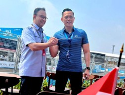 Momen Keakraban Anies dan AHY di Sirkuit Formula E