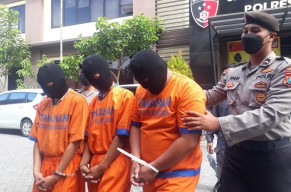 3 Ayah Tiri di Sidoarjo Ini Tega Cabuli Anaknya karena Pengaruh Film Bokep