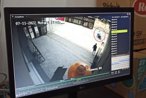 Terekam CCTV, Maling di Ponorogo Sembunyi Dalam Kamar Mandi Lalu Gasak Motor