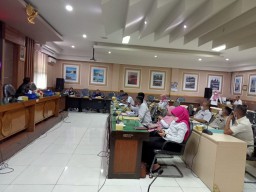 Sejumlah Tempat Hiburan Belum Kantongi Izin, DPRD Lamongan Geram
