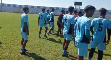 Sesi Latihan Persela Lamongan Ricuh! Asisten Pelatih Nyaris Pukuli Pemain