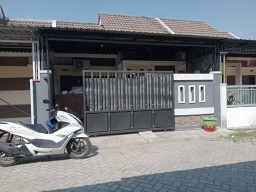 Warga Jombang Dikabarkan Terseret Motor Oknum Polisi yang Diduga Selingkuh