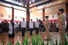 Kukuhkan Tim OPOP, Mas Ipin Dorong Kemandirian Ekonomi Pondok Pesantren