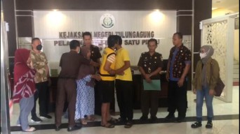 Kasus Adik Bacok Kakak di Tulungagung Berakhir Restorative Justice
