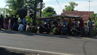 Diduga Maling, Pria Misterius di Pamekasan Dimassa Hingga Dikabarkan Tewas