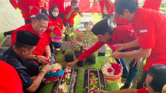 Pantang Lupakan Sejarah! Para Kader PDIP Surabaya Peringati Tragedi Kudatuli