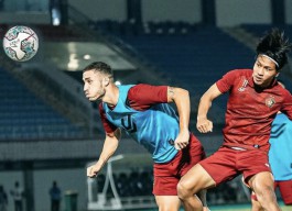 Hadapi Borneo FC, Lini Belakang Persik Kediri Keropos