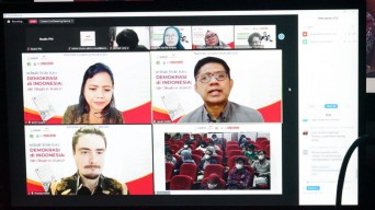 Bahas Demokrasi, UMSurabaya Undang Akademisi Universitas Flinder Australia