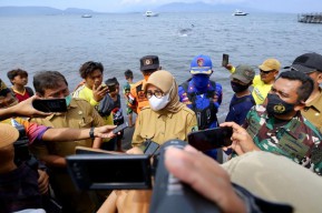 Bangkai Paus yang Terdampar di Pantai Bulusan Banyuwangi Digunakan Riset Unair
