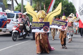 Karnaval Budaya Anak, Cara Polisi Edukasi Warga Lamongan Tertib Berlalalu Lintas