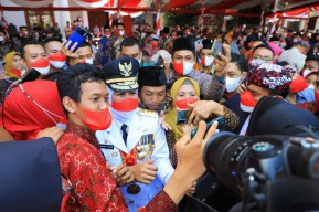 Ribuan Warga Jatim Jadi Tamu Khusus Upacara HUT RI ke-77 di Grahadi, Bangga Rek!