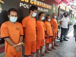 5 Pejudi Online di Malang Dibekuk Polisi