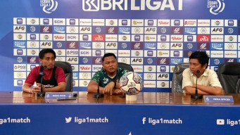 Javier Roca Tak Hadiri Jumpa Pers, Sinyal Mundur dari Persik Kediri Menguat