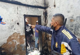 Rumah di Banyuwangi Terbakar, Pemilik yang Sakit Berhasil Diselamatkan