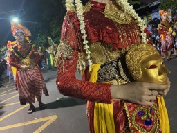 Romansa Pangeran Jenggala dan Ragam Budaya Nusantara dalam Kediri Nite Carnival