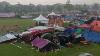 Tenda Jambore Pramuka di Balen Bojonegoro Porak Poranda Diterjang Hujan Angin