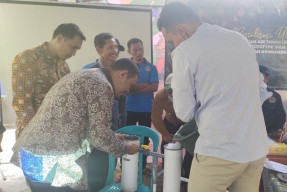 Berawal dari KKN, Unisla Kini Siap Fasilitasi Produk AMDK di Desa Doyomulyo
