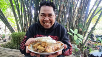 Menikmati Lodeh Barongan Seharga Rp5 Ribu di Mojokerto