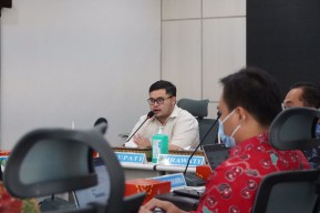 Mas Dhito Tegas Menolak Pengadaan Barang dan Jasa Tidak Sesuai Spesifikasi
