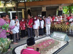 Ziarah Makam Gus Dur, Puluhan Pendeta Kunjungi Ponpes Tebuireng Jombang