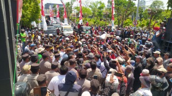 Soal Pupuk Bersubsidi, Petambak di Lamongan Minta Menteri Pertanian Dicopot