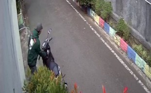 Viral Pencurian Dompet di Dasbor Motor, Pria Malang Ancam Pelaku