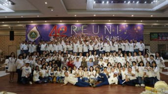 Foto: Kemeriahan dan Keceriaan Reuni 40 Tahun SMAK Petra 1 Siang