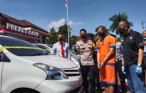 Gadaikan 6 Mobil Rental, Pemuda Pujon Ditangkap di Samarinda
