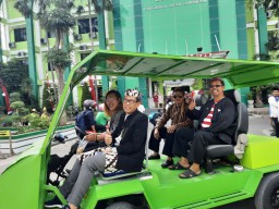 HUT ke-77 RI, Unisla Luncurkan Mobil Listrik dan TV Digital