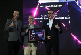 Bank Jatim Raih Indonesia Top Bank Awards 2022