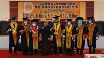 Lulus Doktor dengan Predikat Cumlaude, Nadya Hasilkan Puluhan Jurnal Ilmiah