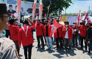 Aktivis GMNI di Pasuruan Gelar Aksi Tolak Kenaikan Harga BBM