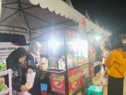 Mega Bazar UMKM Bangkit Bojonegoro Produktif, Obat Rindu Suasana Pasar Malam
