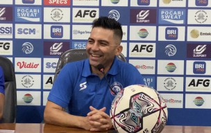 Pelatih Arema FC Javier Roca Sesumbar Kalahkan Persik Kediri di Kandang
