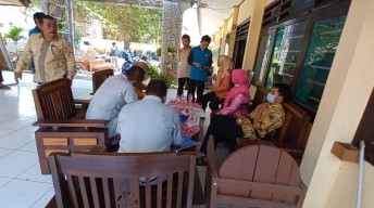 Elf Terlibat Laka Maut di Semarang Angkut Rombongan Guru SMP 8 Kota Pasuruan
