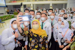 Hadapi Ancaman Krisis Dunia, Khofifah Minta ASN Terus Inovasi dan Kreatif