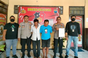 Dua Pedagang di Jombang Hajar Penikmat Kopi Karena Direkam saat Nyanyi