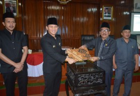 APBD Perubahan Pemkab Trenggalek Disahkan, Rp60 M untuk Bangun Infrastruktur