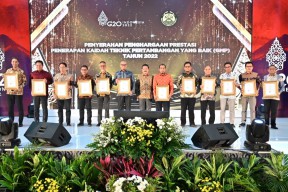 SIG Raih 3 Penghargaan dari Kementerian ESDM