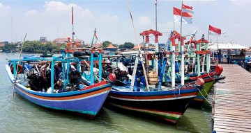 Empat Perahu Nelayan Diamankan Polisi Karena Gunakan Jaring Trawl