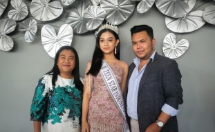 Terkendala Usia, Gadis Asal Gresik Ini Batal Tampil di Miss Asia Global