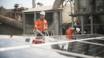 Dukung Pengembangan Energi Baru Terbarukan, SIG Manfaatkan Solar Panel