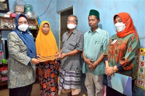Wabup Gresik Sambangi Penyandang Disabilitas