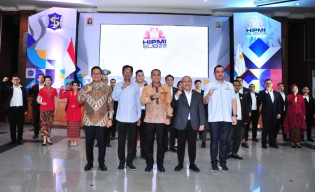 HIPMI dan Pemkot Surabaya Gencarkan Penyaluran Modal Barang untuk MBR