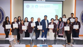 18 Dosen School of IBM Universitas Ciputra Surabaya Kini Bersertifikasi CHEA