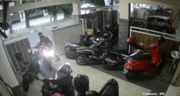 Pemuda Asal Luar Pulau Kehilangan Motor Saat Kuliah di Malang