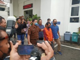 Gegara Bangun Pusat Oleh-oleh, Eks Kades di Mojokerto Dijebloskan ke Tahanan